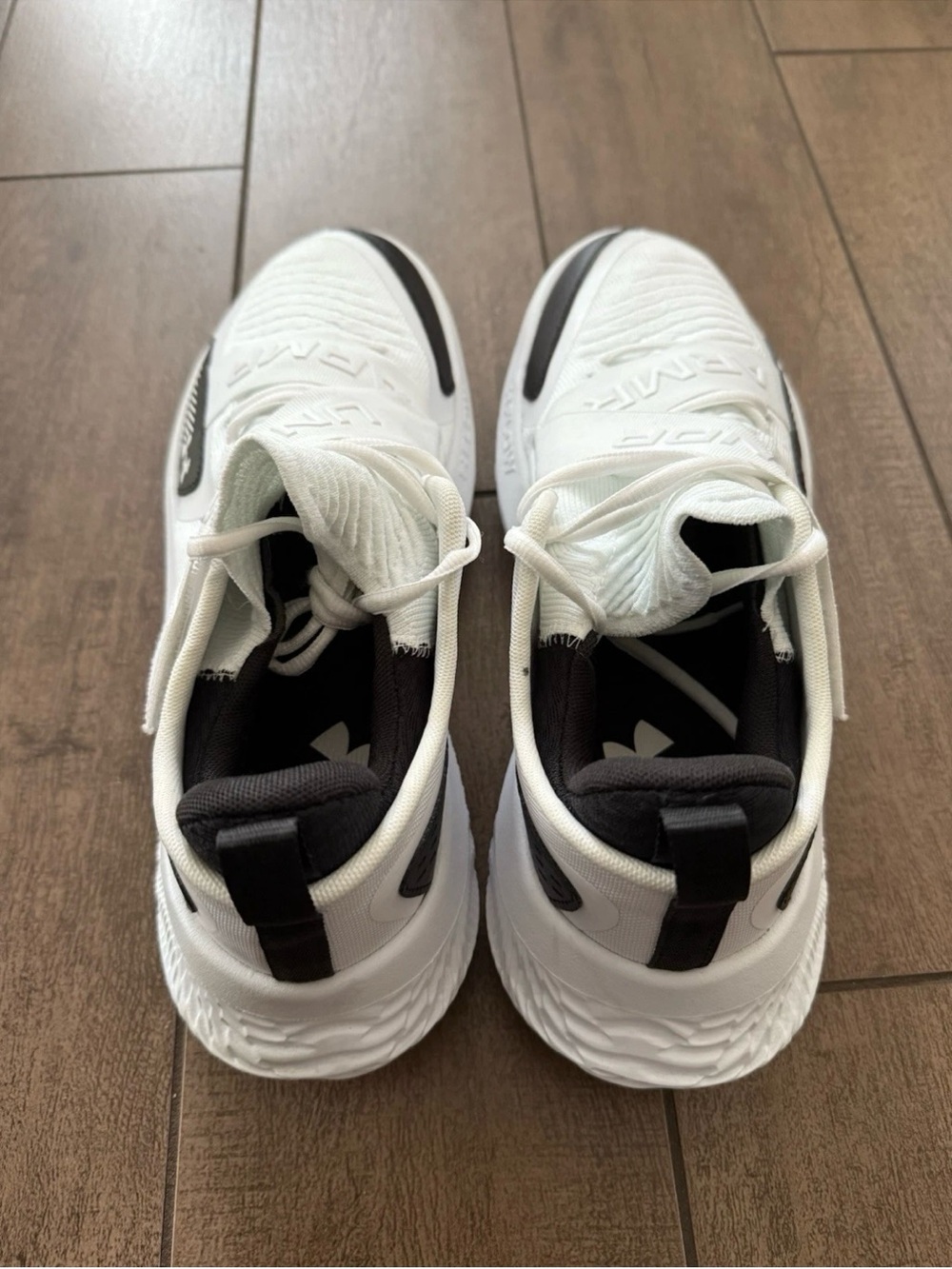 Under Armour UA Flow FUTR X 4 'White Black 3027639 100 Men's Sz 10.5 - Picture 4 of 6